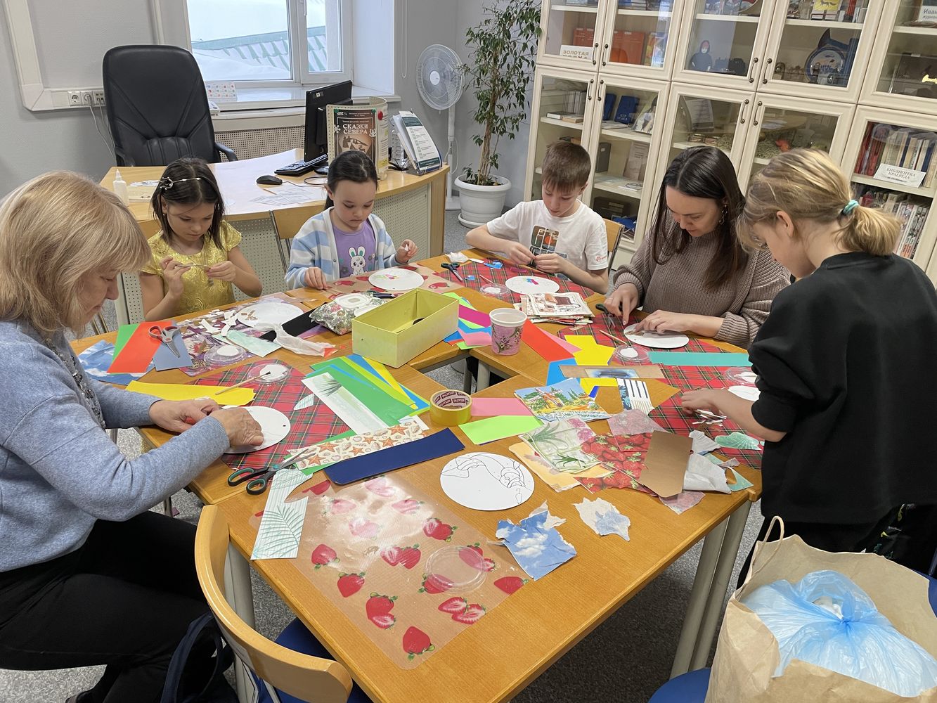 Клуб Югорская радуга