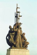 Памятник основателям Сургута