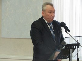 Д.В. Ларкович, д-р филол. наук, профессор СурГПУ
