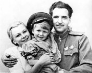 В.Серова,ее сын и К. Симонов