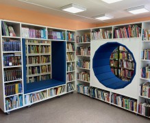 Книжный зал 11-14 лет